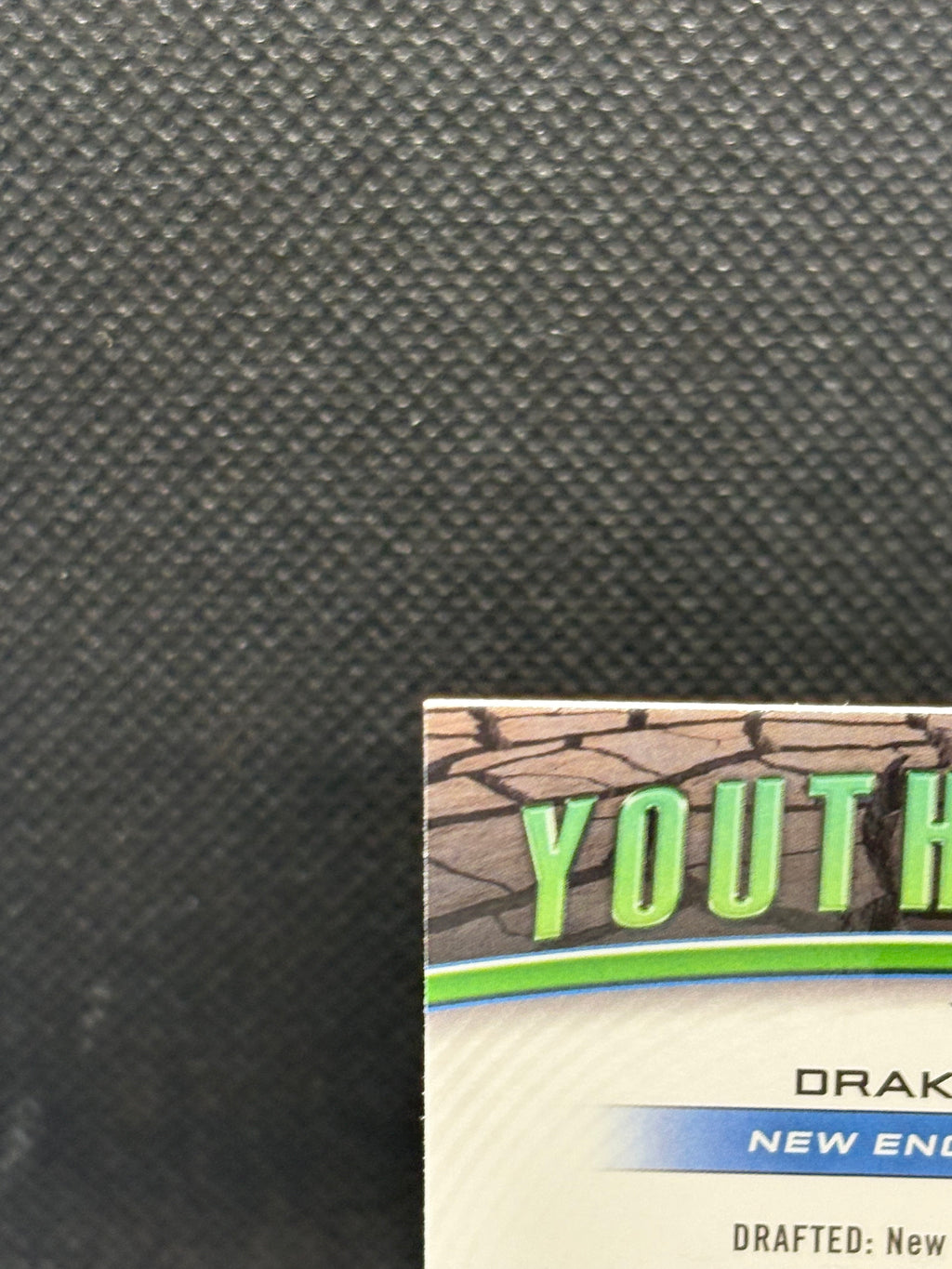 2025 Topps Chrome Football Drake Maye Youthquake Pink